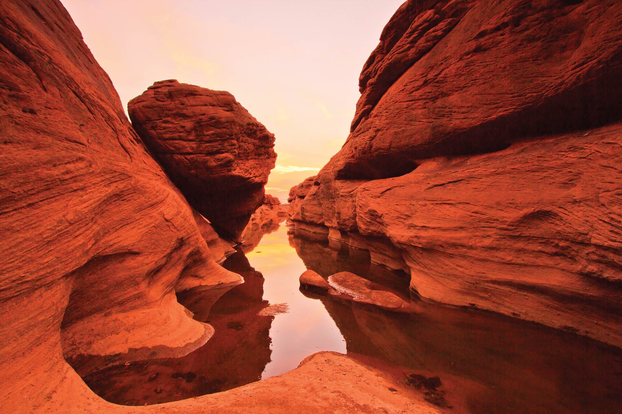 Kloof in Thailand - LW00105