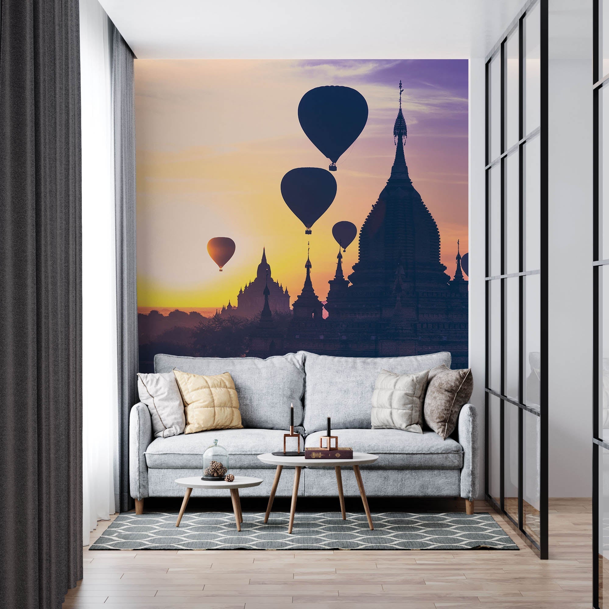 Silhouetten van Luchtballonnen bij een Boeddhistische tempel - LW00061