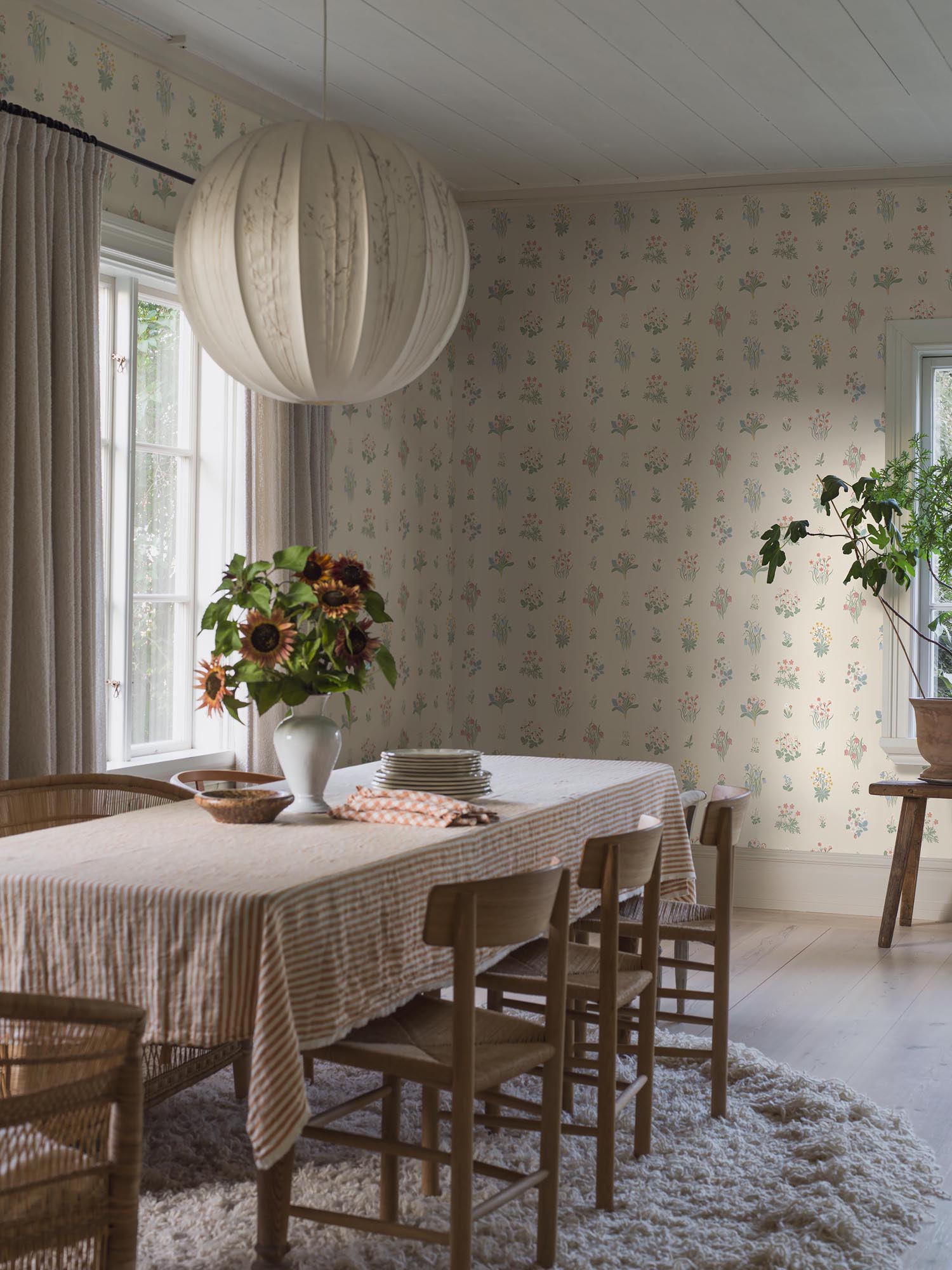 Boråstapeter Österlen Ängsflora 6951