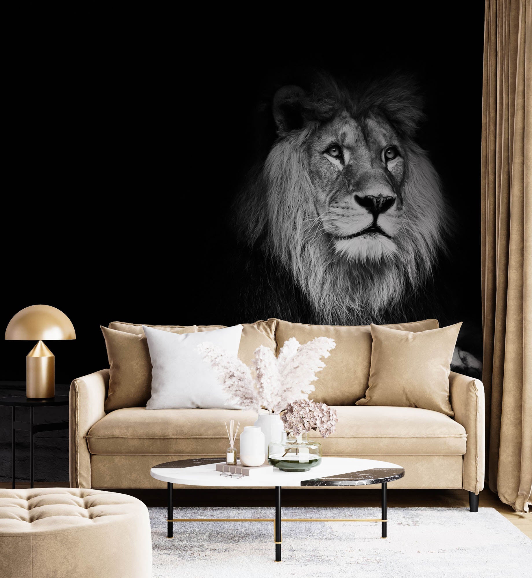 Leeuw hangend over houten balk - LW00236