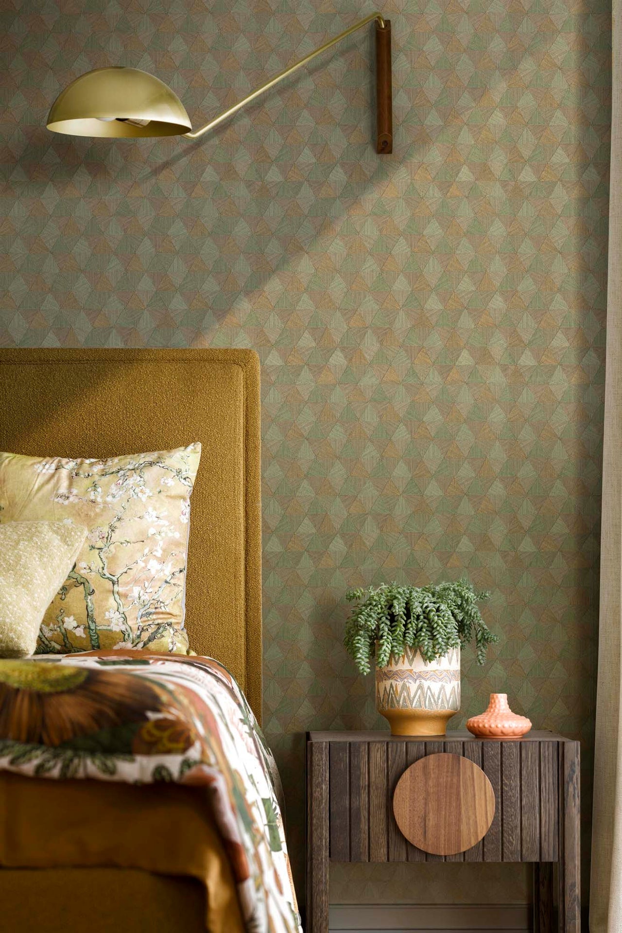 Hooked on Walls JV 602 Jaipur Triangles Tropicales 6834 Behang