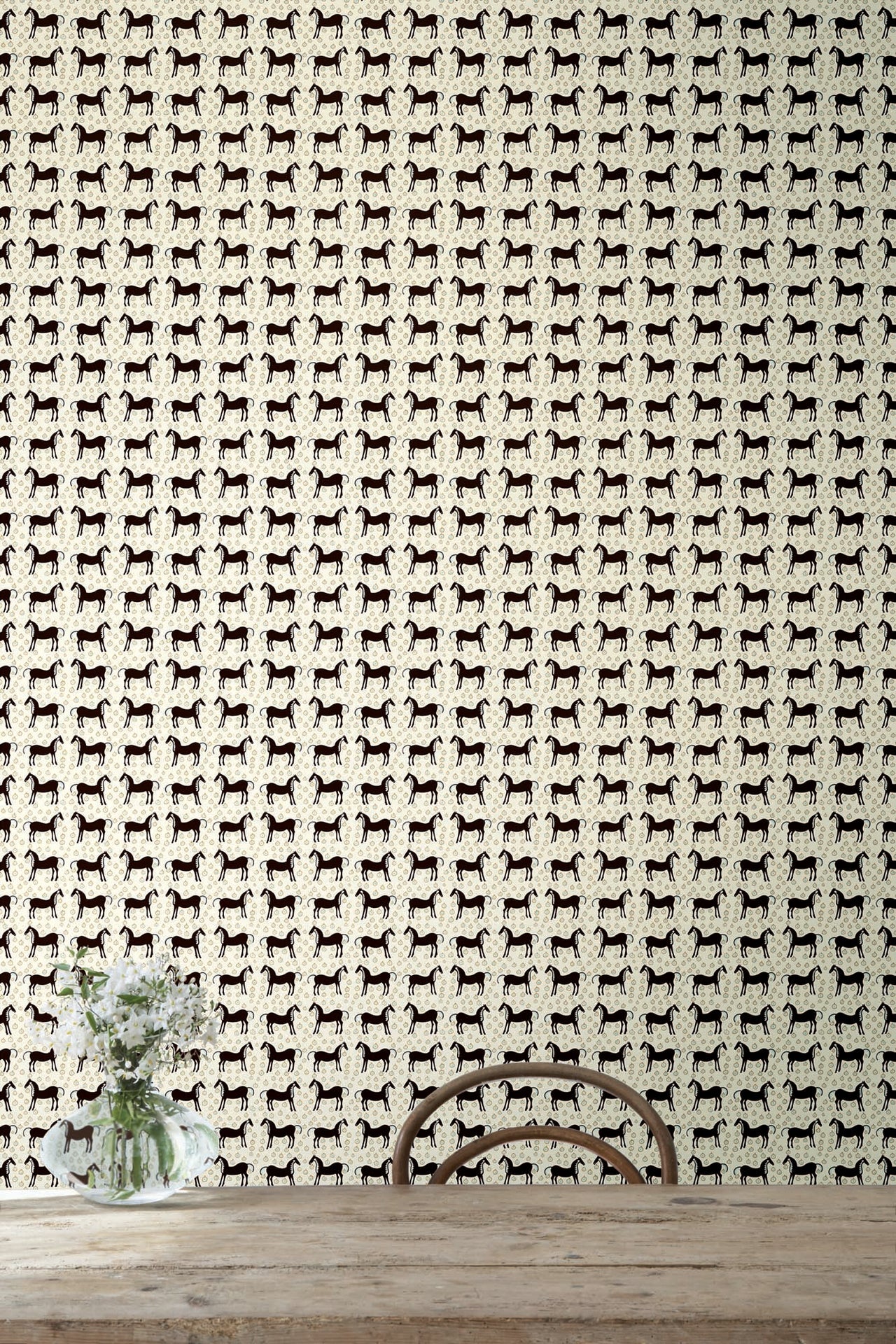 Hooked on Walls Marimekko Volume 06 Musta Tamma 25171 Behang