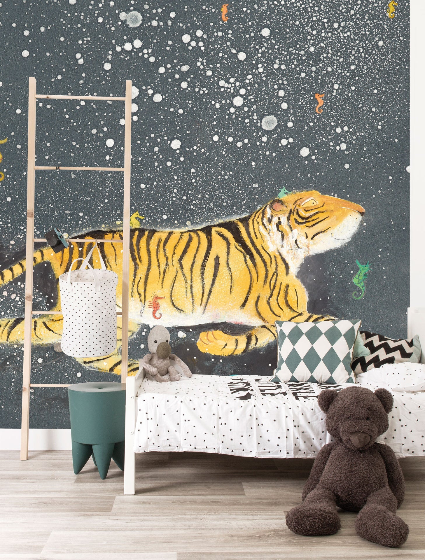 KEK Amsterdam Smiling Tiger WS-003 - 8 Sheets Behang