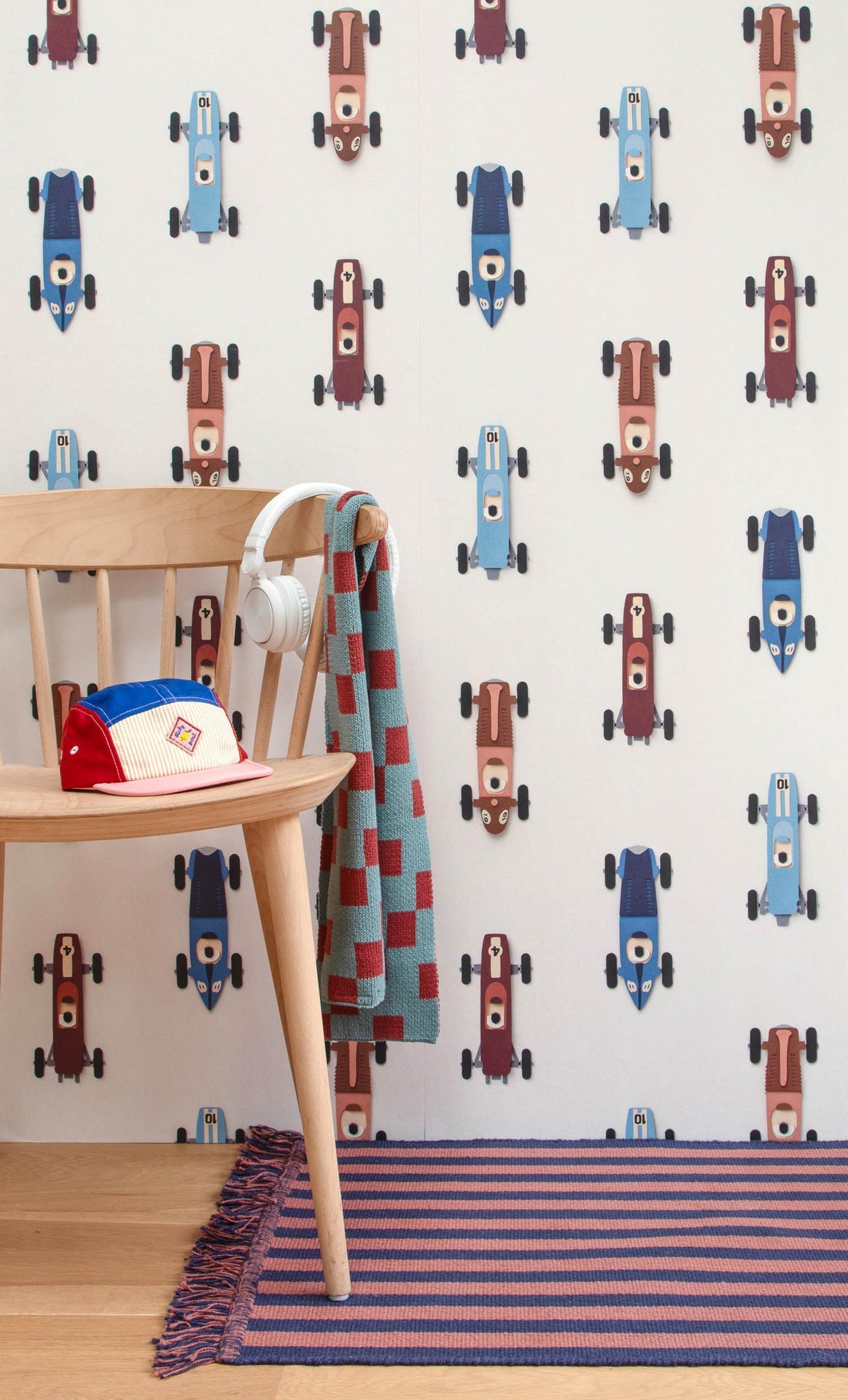 Studio Ditte Raceauto Crème Behang