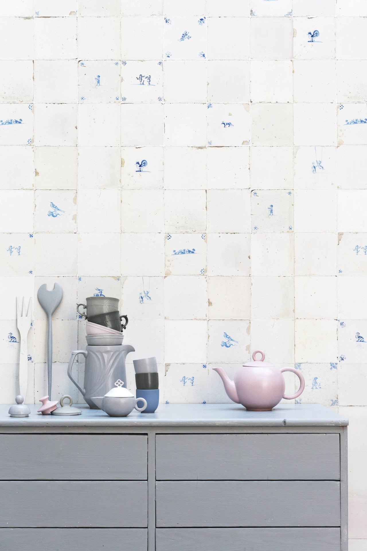 Studio Ditte Tegeltjes Antiek - Blauw Behang