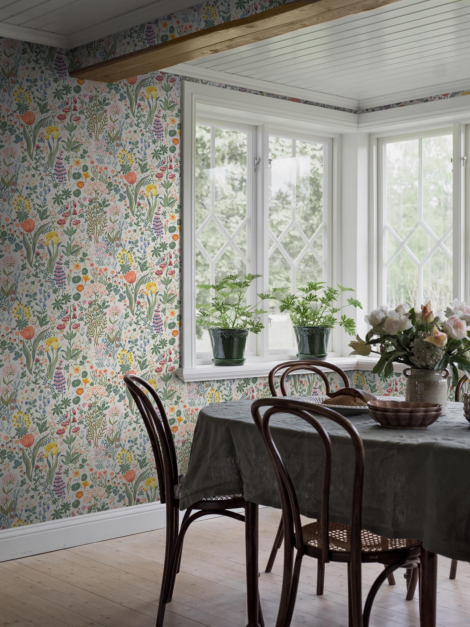 Boråstapeter New Heritage Blomsterhav 2053