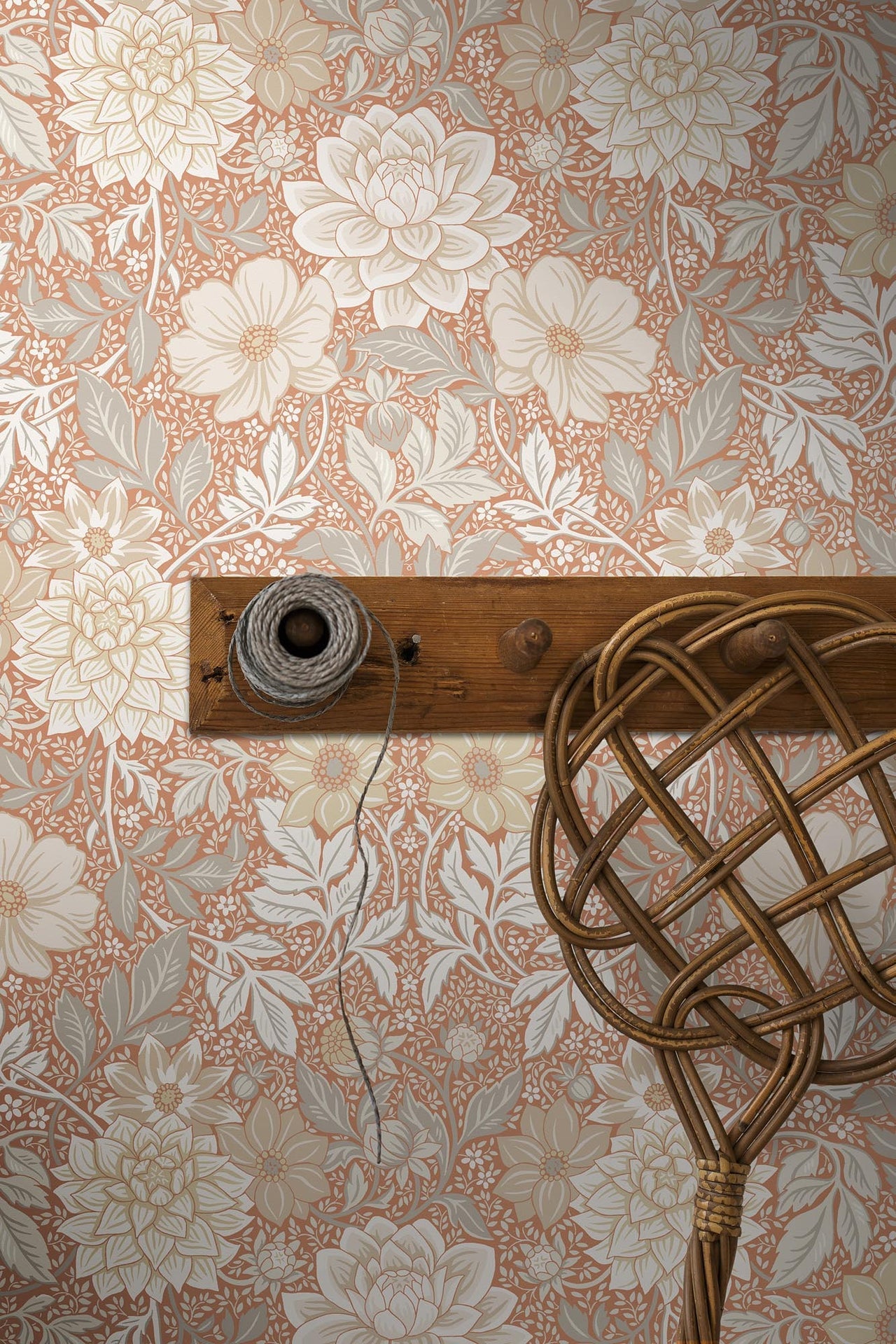 Boråstapeter Falsterbo III Dahlia Garden 7688 Behang