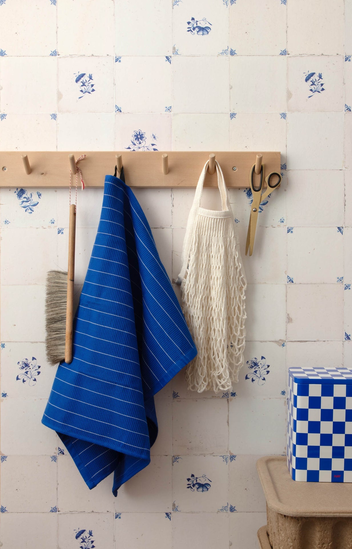 Studio Ditte Botanisch Tegeltjes Donkerblauw Behang