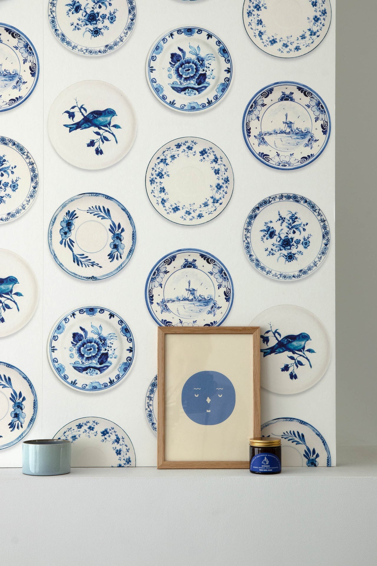 Studio Ditte Porselein Blauwe Borden Behang