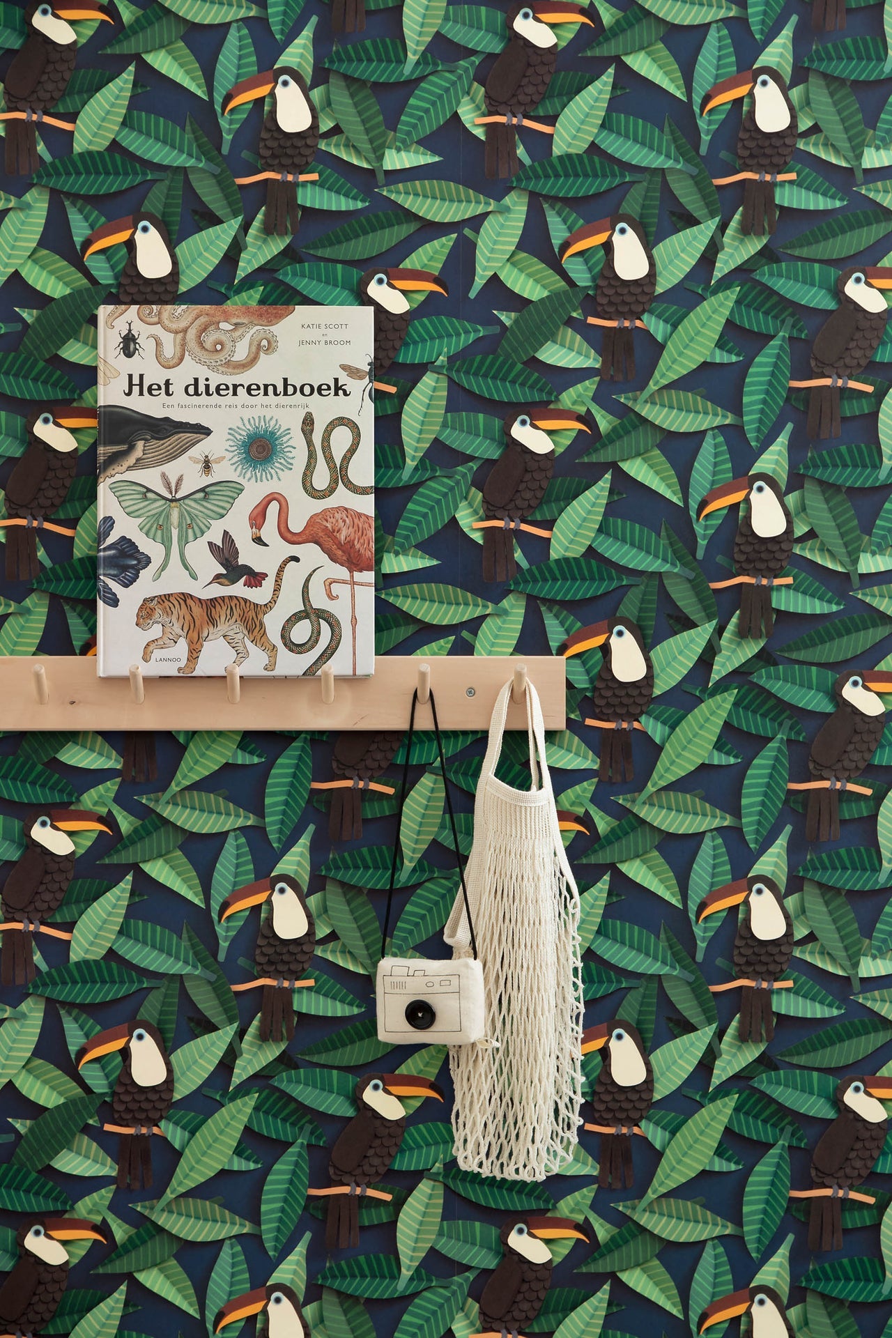 Studio Ditte Toekan Behang