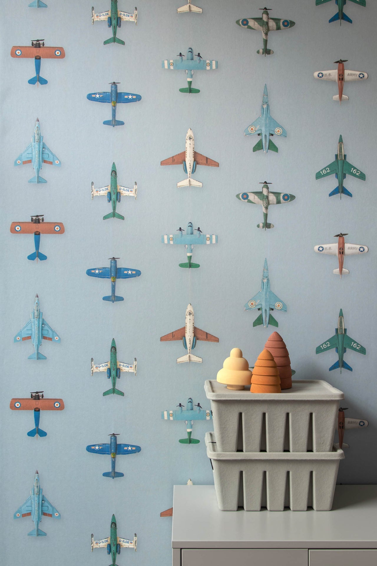 Studio Ditte Vliegtuigjes Lichtblauw Behang